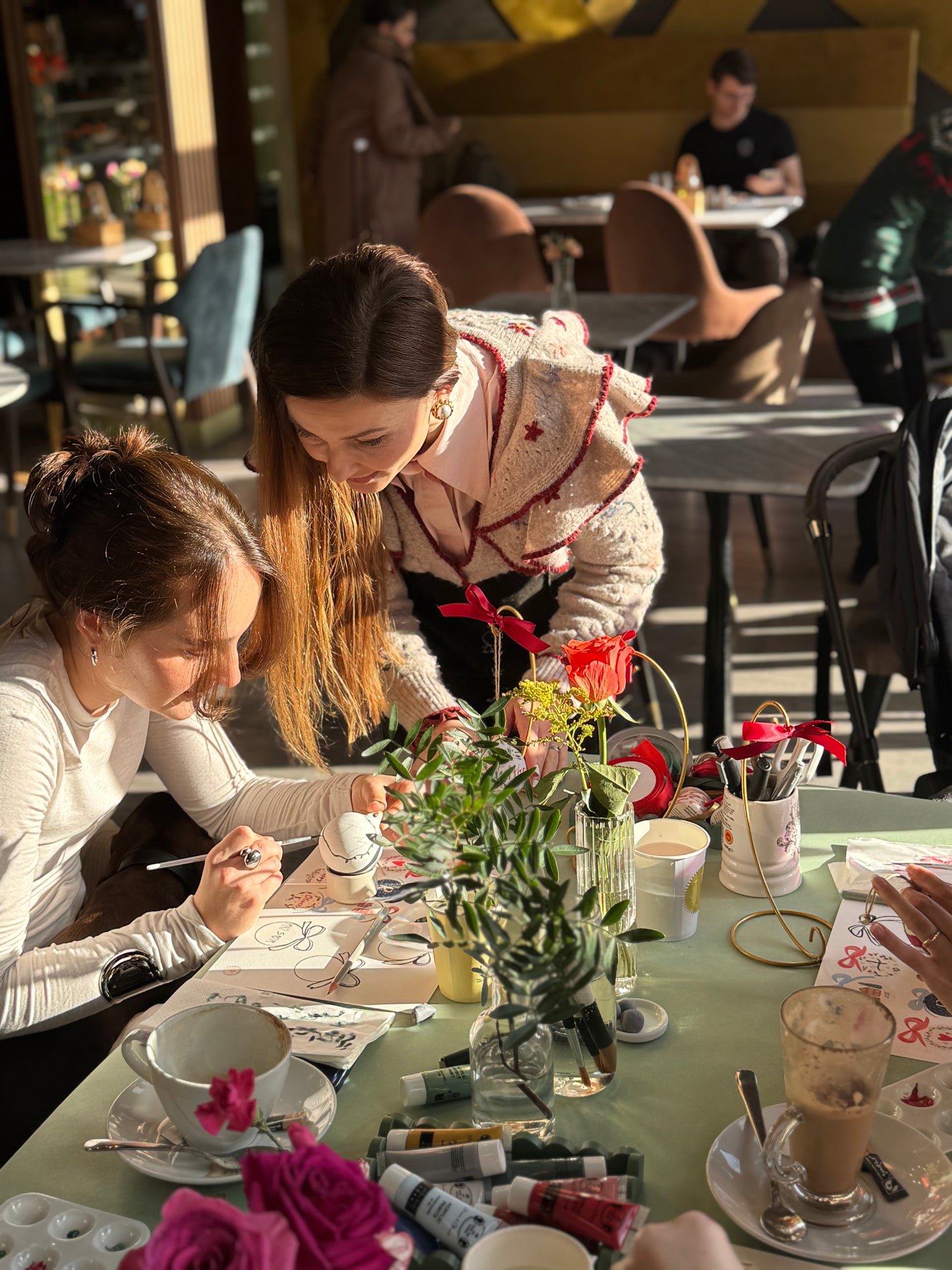 BAUBLE PAINTING - Workshop