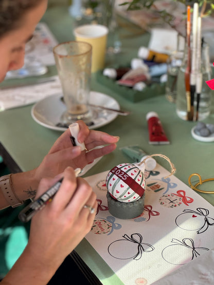 BAUBLE PAINTING - Workshop